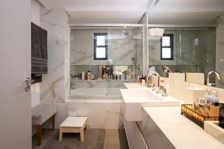 Apartamento à venda com 209m², 4 quartos e 3 vagas