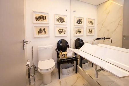 Apartamento à venda com 209m², 4 quartos e 3 vagas