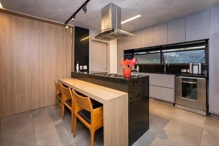 Apartamento à venda com 209m², 4 quartos e 3 vagas