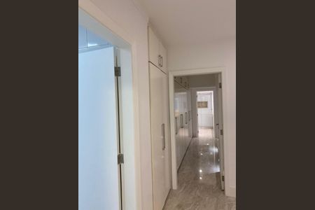 Apartamento à venda com 210m², 3 quartos e 4 vagas