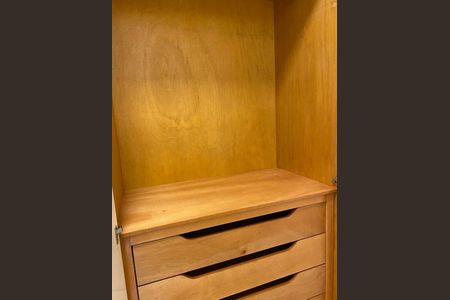 Apartamento à venda com 210m², 3 quartos e 4 vagas