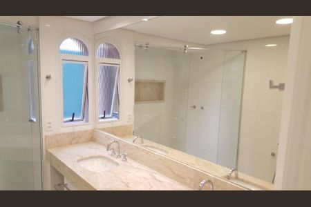 Apartamento à venda com 210m², 3 quartos e 4 vagas