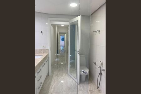 Apartamento à venda com 210m², 3 quartos e 4 vagas