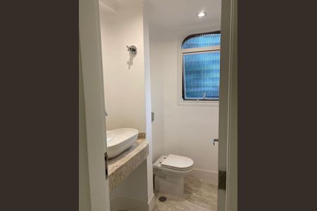 Apartamento à venda com 210m², 3 quartos e 4 vagas