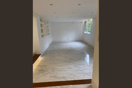 Apartamento à venda com 210m², 3 quartos e 4 vagas