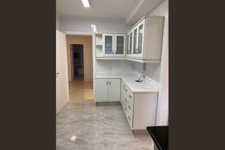 Apartamento à venda com 210m², 3 quartos e 4 vagas