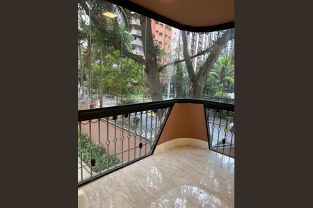 Apartamento à venda com 210m², 3 quartos e 4 vagas