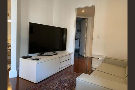 Apartamento para alugar com 3 quartos, 120m² em Indianópolis, São Paulo