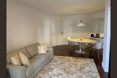 Apartamento para alugar com 3 quartos, 120m² em Indianópolis, São Paulo