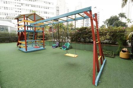 Apartamento à venda com 139m², 4 quartos e 3 vagas