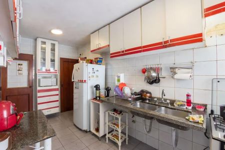 Apartamento à venda com 139m², 4 quartos e 3 vagas