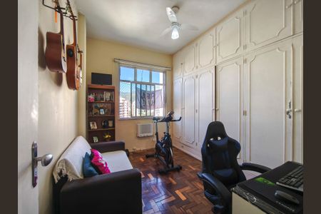 Apartamento à venda com 94m², 3 quartos e 1 vaga Apartamento à venda com 94m², 3 quartos e 1 vagaQuarto 3