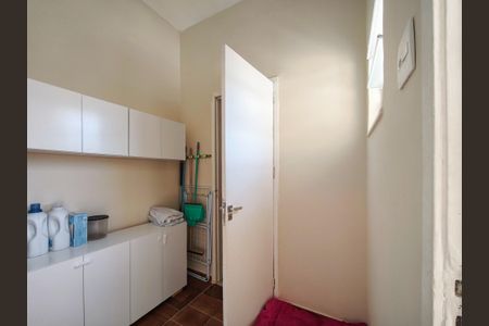 Apartamento à venda com 94m², 3 quartos e 1 vaga Apartamento à venda com 94m², 3 quartos e 1 vagaQuarto de Serviço