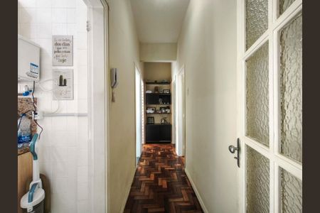 Apartamento à venda com 94m², 3 quartos e 1 vaga Apartamento à venda com 94m², 3 quartos e 1 vagaCorredor