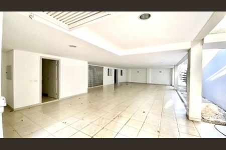 Casa à venda com 4 quartos, 608m² em Jardim Petropolis, São Paulo