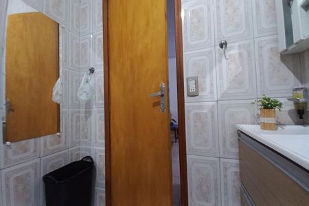 Casa à venda com 320m², 3 quartos e 3 vagasBanheiro Social
