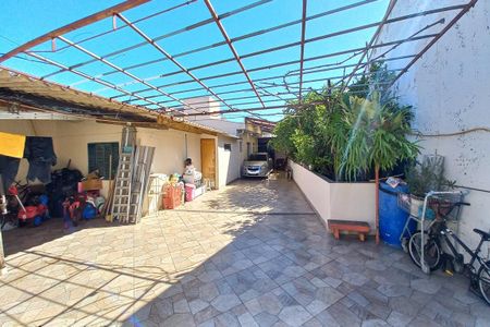 Casa à venda com 320m², 3 quartos e 3 vagasGaragem