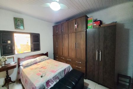 Casa à venda com 320m², 3 quartos e 3 vagasQuarto 2