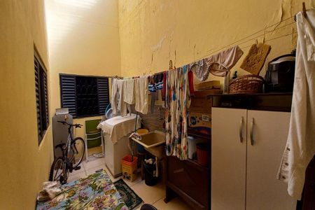 Casa à venda com 320m², 3 quartos e 3 vagasÁrea de Serviço