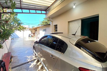 Casa à venda com 320m², 3 quartos e 3 vagasGaragem