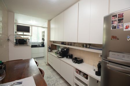 Apartamento à venda com 84m², 3 quartos e 1 vagaCozinha