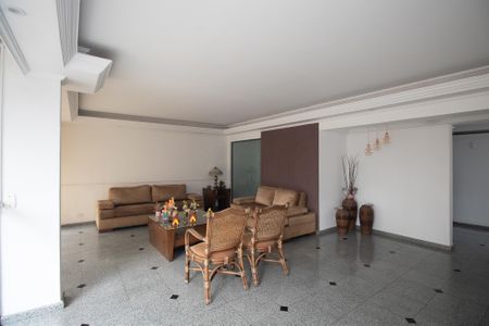 Apartamento à venda com 84m², 3 quartos e 1 vagaHall