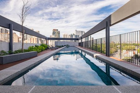 Área comum - Piscina de apartamento para alugar com 1 quarto, 37m² em Pinheiros, São Paulo