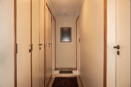 Apartamento à venda com 220m², 3 quartos e 3 vagasCorredor