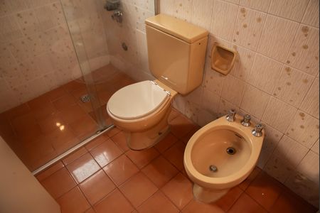 Apartamento à venda com 220m², 3 quartos e 3 vagasBanheiro da Suíte 1