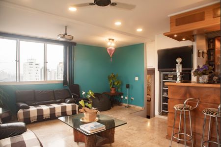 Apartamento à venda com 220m², 3 quartos e 3 vagasSala 2