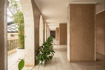 Apartamento à venda com 220m², 3 quartos e 3 vagasHall de entrada