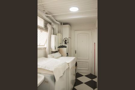 Apartamento à venda com 220m², 3 quartos e 3 vagasÁrea de Serviço