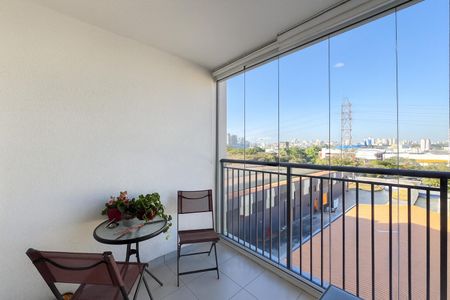 Sacada de apartamento à venda com 2 quartos, 63m² em Parque Sao Domingos, São Paulo
