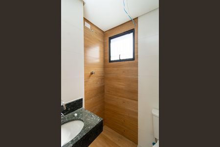 Banheiro de apartamento à venda com 1 quarto, 33m² em Vila Nova Carolina, São Paulo