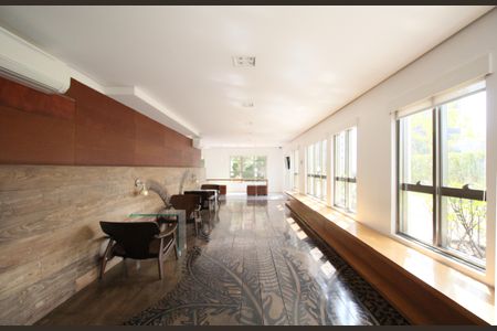 Apartamento para alugar com 70m², 2 quartos e 2 vagasÁrea comum - Salão de festas