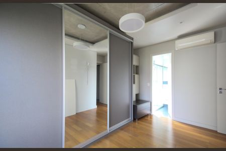 Apartamento para alugar com 70m², 2 quartos e 2 vagasSuíte