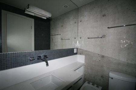 Apartamento para alugar com 70m², 2 quartos e 2 vagasBanheiro Social