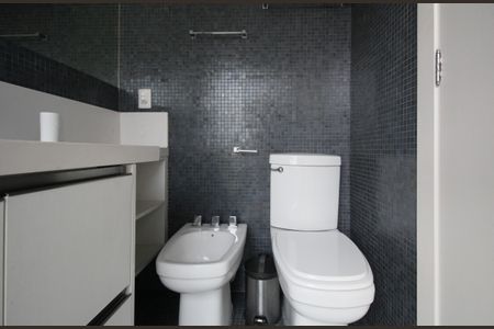 Apartamento para alugar com 70m², 2 quartos e 2 vagasBanheiro Suíte