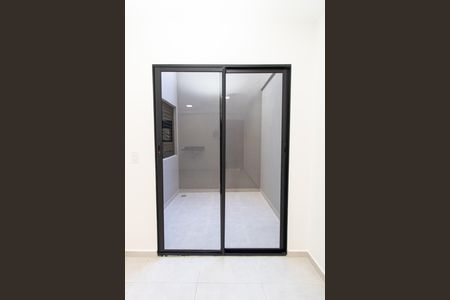 Apartamento à venda com 33m², 1 quarto e sem vagaQuintal