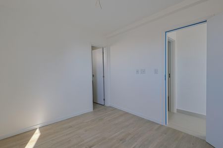Apartamento à venda com 93m², 2 quartos e 2 vagas Apartamento à venda com 93m², 2 quartos e 2 vagas Suíte