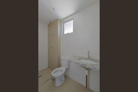 Apartamento à venda com 93m², 2 quartos e 2 vagas Apartamento à venda com 93m², 2 quartos e 2 vagasBanheiro da Suíte