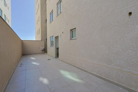 Apartamento à venda com 93m², 2 quartos e 2 vagas Apartamento à venda com 93m², 2 quartos e 2 vagasVaranda