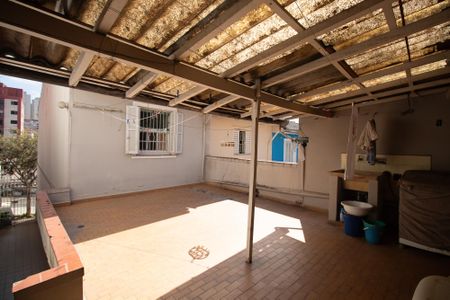 Casa à venda com 95m², 3 quartos e 2 vagasQuintal