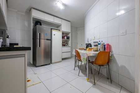 Apartamento à venda com 178m², 3 quartos e 2 vagas Apartamento à venda com 178m², 3 quartos e 2 vagasCozinha