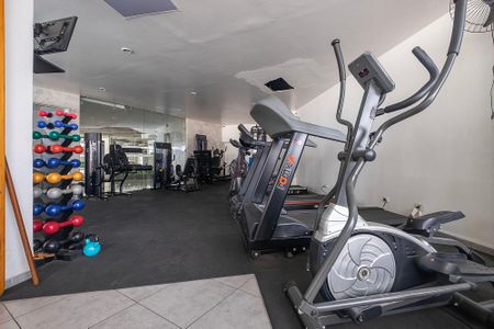 Apartamento à venda com 178m², 3 quartos e 2 vagas Apartamento à venda com 178m², 3 quartos e 2 vagasAcademia