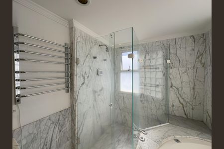 Apartamento à venda com 250m², 4 quartos e 4 vagasBanheiro Suíte 4