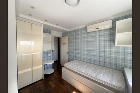 Apartamento à venda com 250m², 4 quartos e 4 vagasSuíte 1