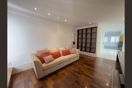 Apartamento à venda com 250m², 4 quartos e 4 vagasSala 2