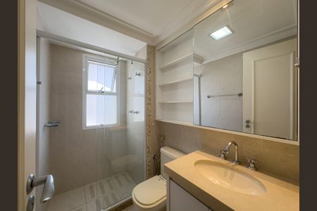 Apartamento à venda com 250m², 4 quartos e 4 vagasBanheiro Suíte 3