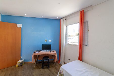 Casa à venda com 280m², 4 quartos e 3 vagas Casa à venda com 280m², 4 quartos e 3 vagasQuarto 1